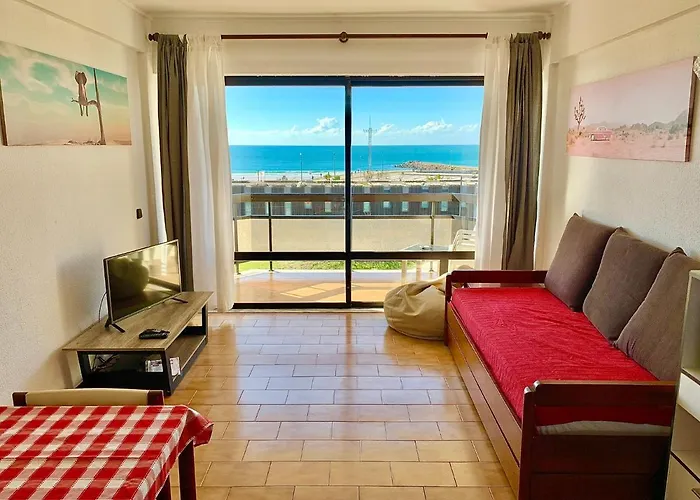 Tubarinho Apartment