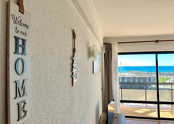Tubarinho Apartment
